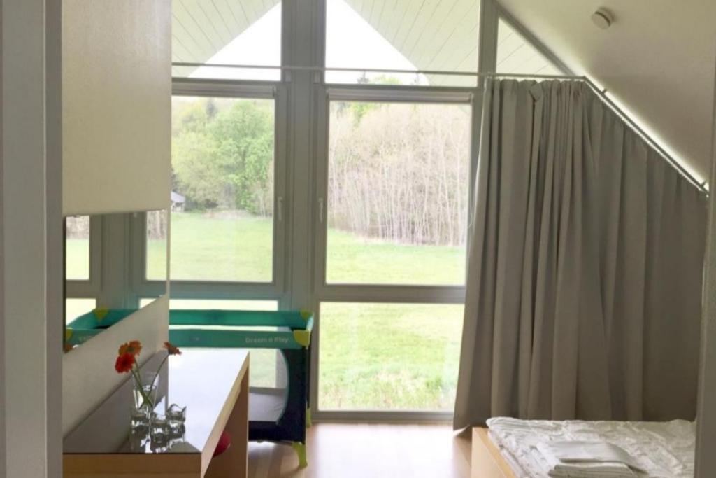 W7 - Sehr Schoenes Ferienhaus Mit Toller Lage Und Super Aussicht In Roebel An Der Mueritz Villa Luaran gambar